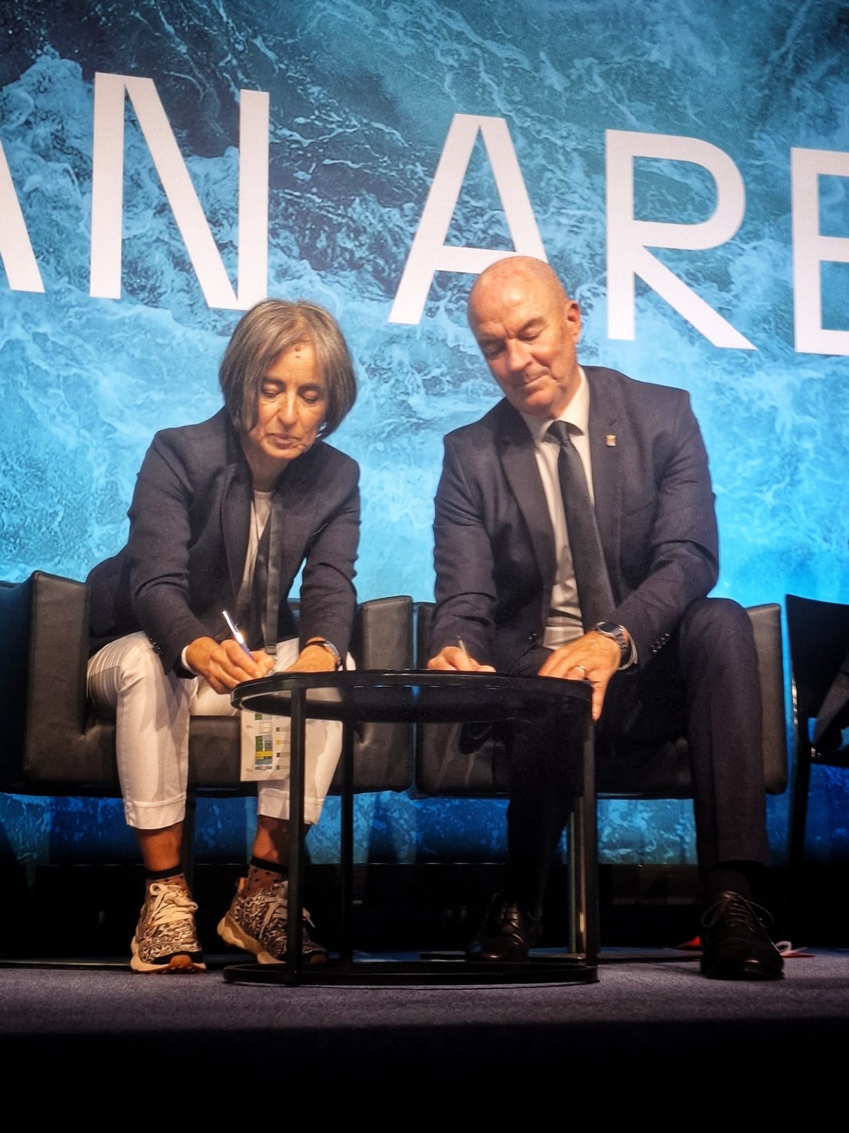 Dal Tirreno all'Adriatico, un solo mare: Rimini e Livorno firmano il Patto Blu anti-erosione e inquinamento - Salvetti (Livorno) e Montini (Rimini) firmano il protocollo per la governance costiera