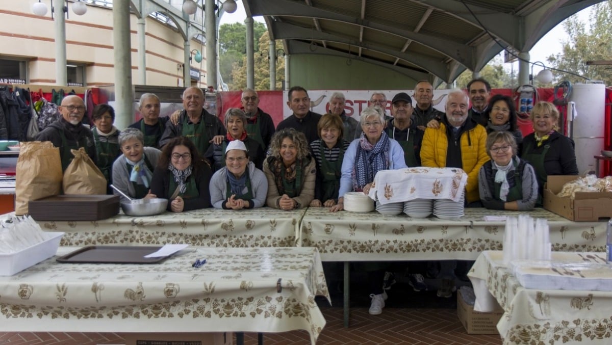 Fiera di San Martino: pronti 250 kg di cappelletti. Giudici in incognito "studiano" le migliori piadine - 