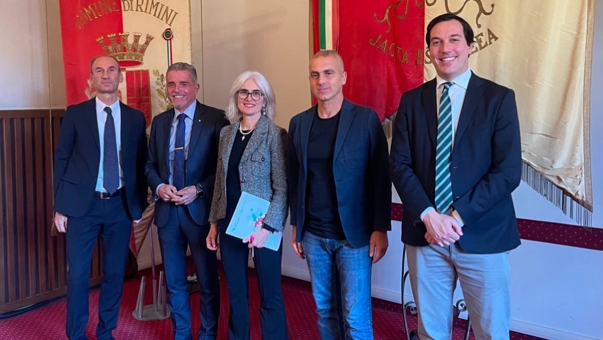 Carlo Lucarelli al teatro Galli per la Fondazione Vittime di Reato: a Rimini assistite 62 persone - 