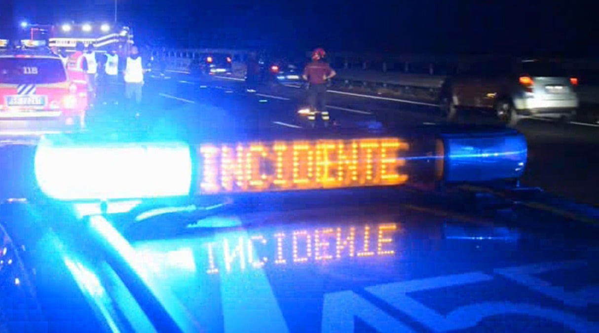 Tamponamento a catena in autostrada, 7 persone soccorse - Incidente notturno - ARCHIVIO