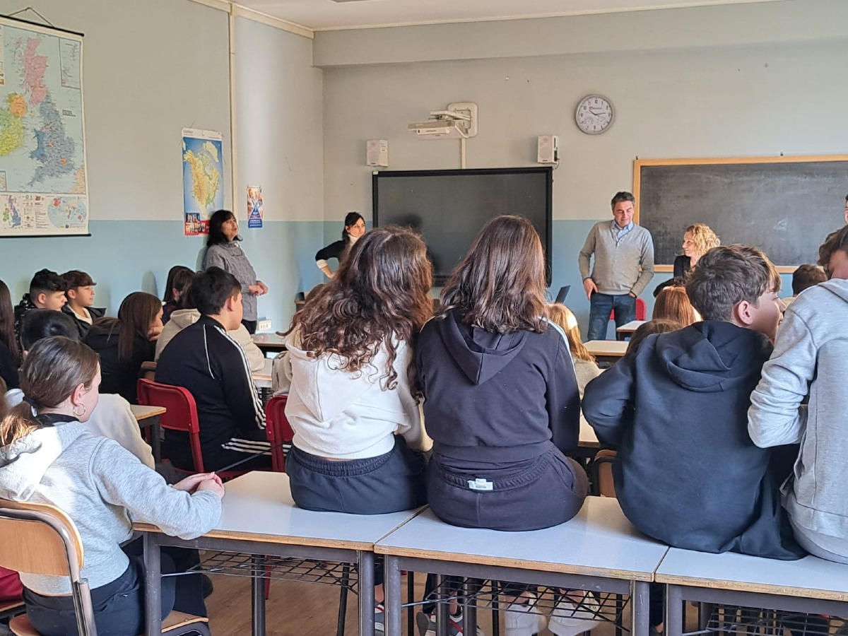 Educazione, ambiente e cultura: SGR porta nuove esperienze nelle scuole - 