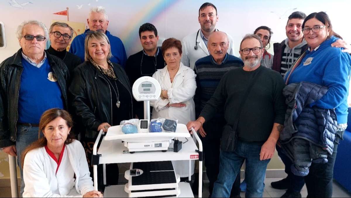 Associazione di volontariato dona attrezzature alla pediatria dell'ospedale di Rimini - 