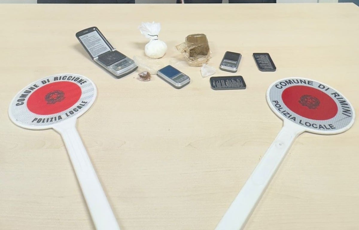 Arrestato a Miramare un 47enne per spaccio e guida senza patente - 