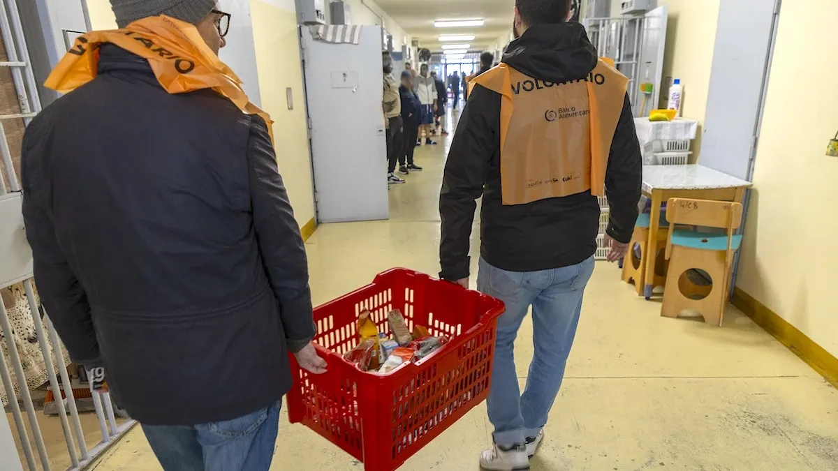 Rimini, torna la Giornata della Colletta Alimentare: Poste Italiane mette a disposizione 3 mezzi - 