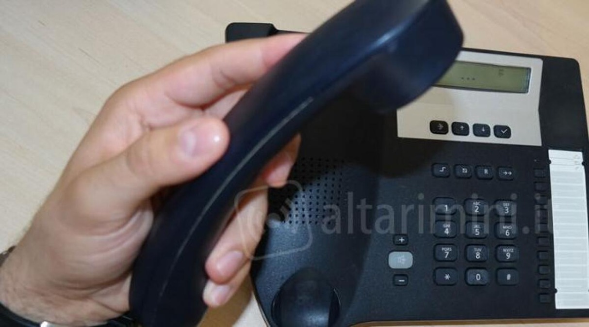 Dal 19 novembre stop chiamate con finti numeri mobili italiani: nuova stretta anti-telemarketing - Telefono REPERTORIO