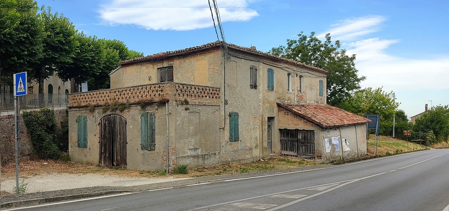 Ex mulino di Saludecio demolito, Italia Nostra protesta: "Cento anni di storia cancellati in poche ore" - PH Giuliano Chelotti