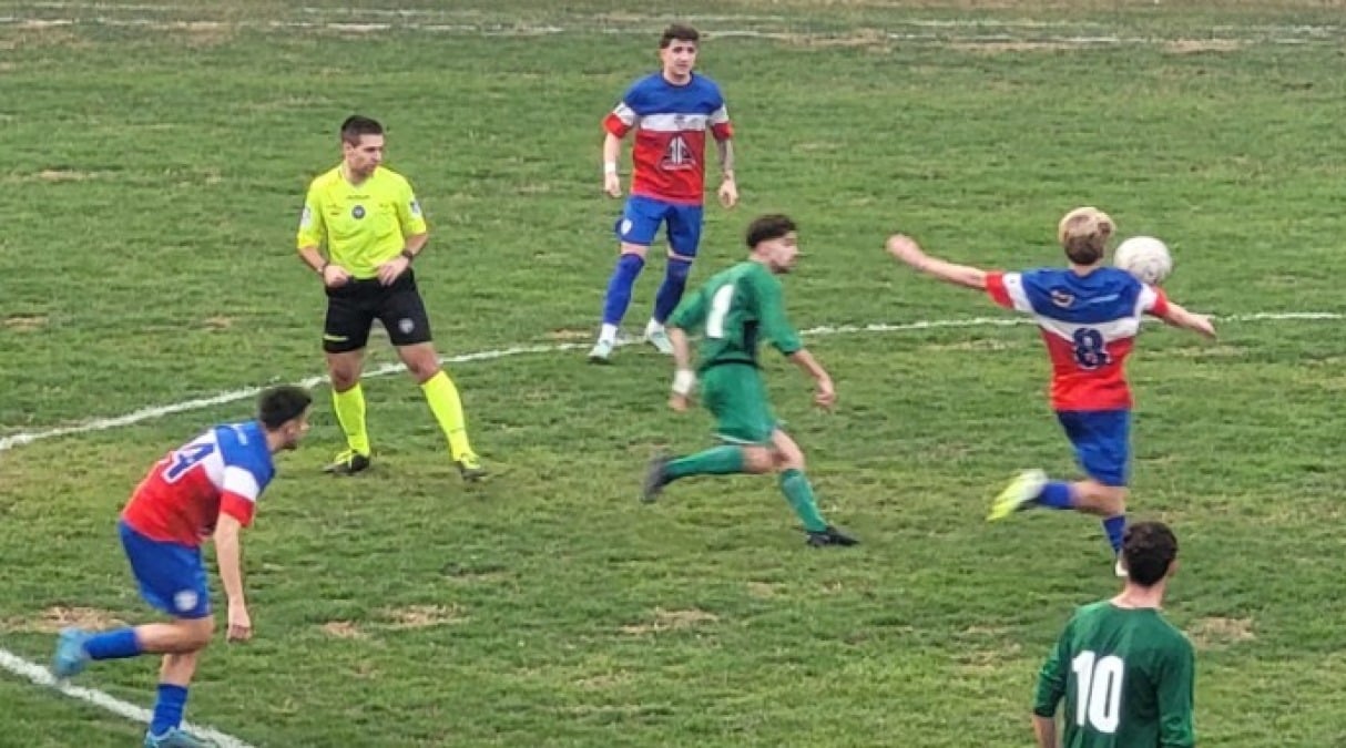 Calcio Promozione, Gabicce Gradara trafitto a San Costanzo (3-1) - Una fase della partita