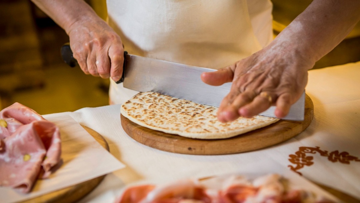 Parigi difende la vera Piadina Romagnola: stop al tentativo svizzero di registrare il nome - 