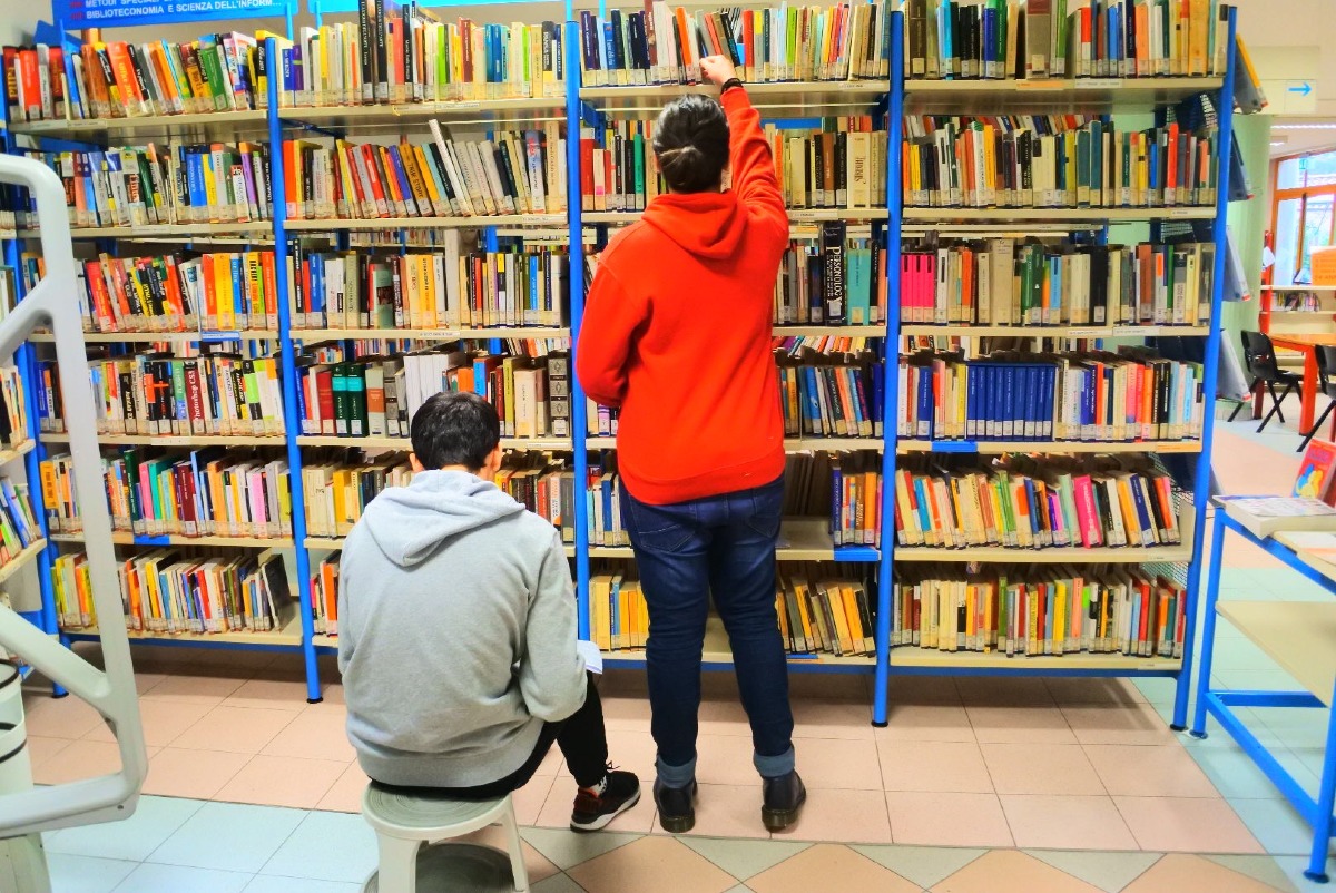 La Biblioteca di Riccione apre le porte agli studenti: laboratori sul mestiere del bibliotecario - 