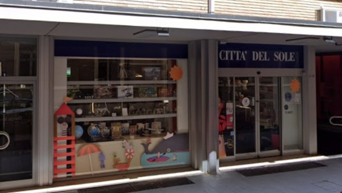 Rimini, arriva il giocattolo sospeso: sarà possibile acquistare un dono da regalare a un bimbo povero - Il negozio Città del Sole di Rimini PH GOOGLE