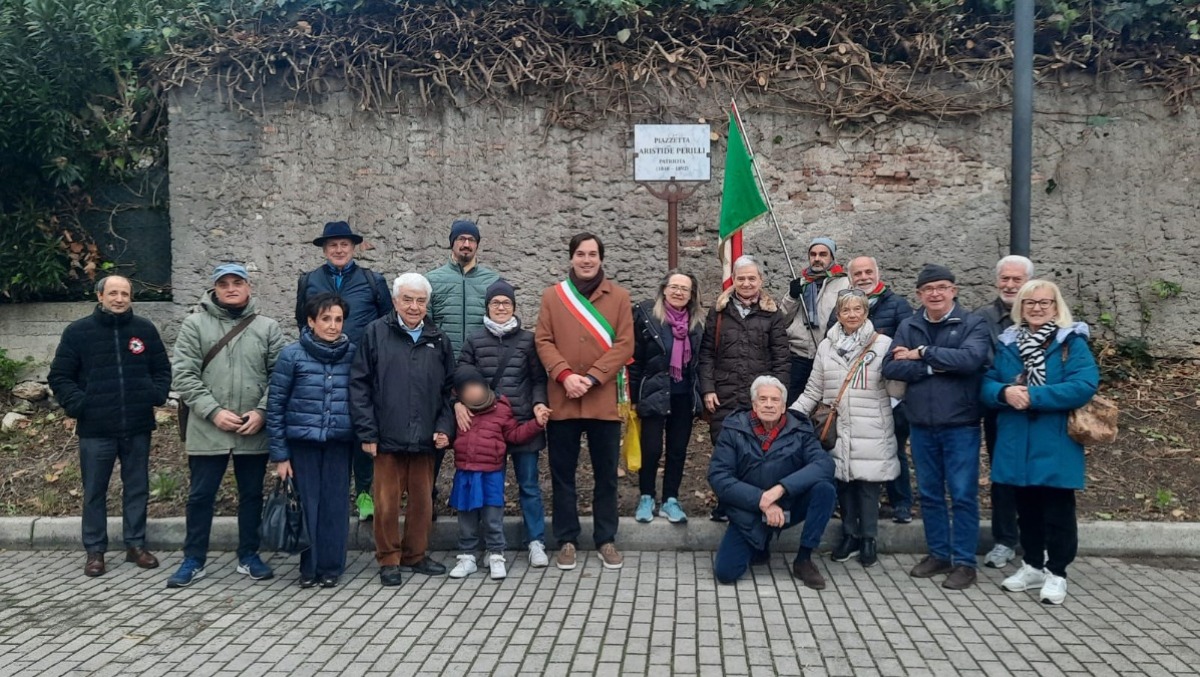 Rimini, intitolata al patriota Aristide Perilli la piazzetta vicino all’Arco d’Augusto - 