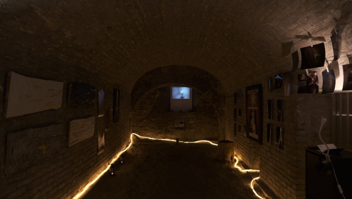 Arte e riflessione: a Santarcangelo torna la mostra all'interno delle grotte di San Michele - 