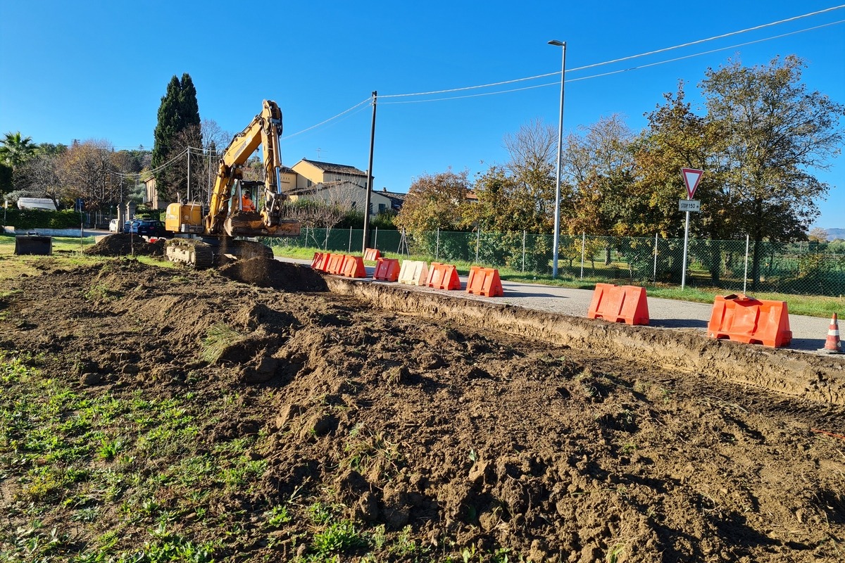 Cantieri a Sant'Ermete, tra messa in sicurezza di via Arpino e la nuova ciclopedonale - Cantiere ciclabile di S.Ermete