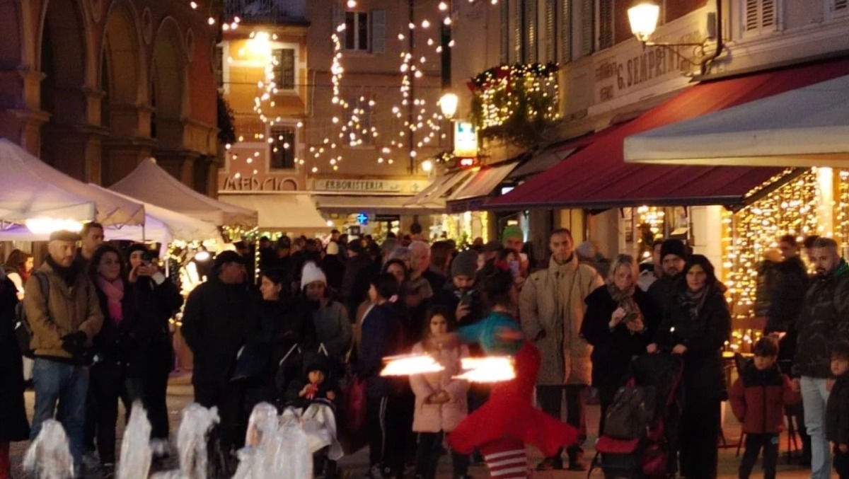 La casa di Babbo Natale alle grotte è la novità: a Santarcangelo si "accendono" le feste - 