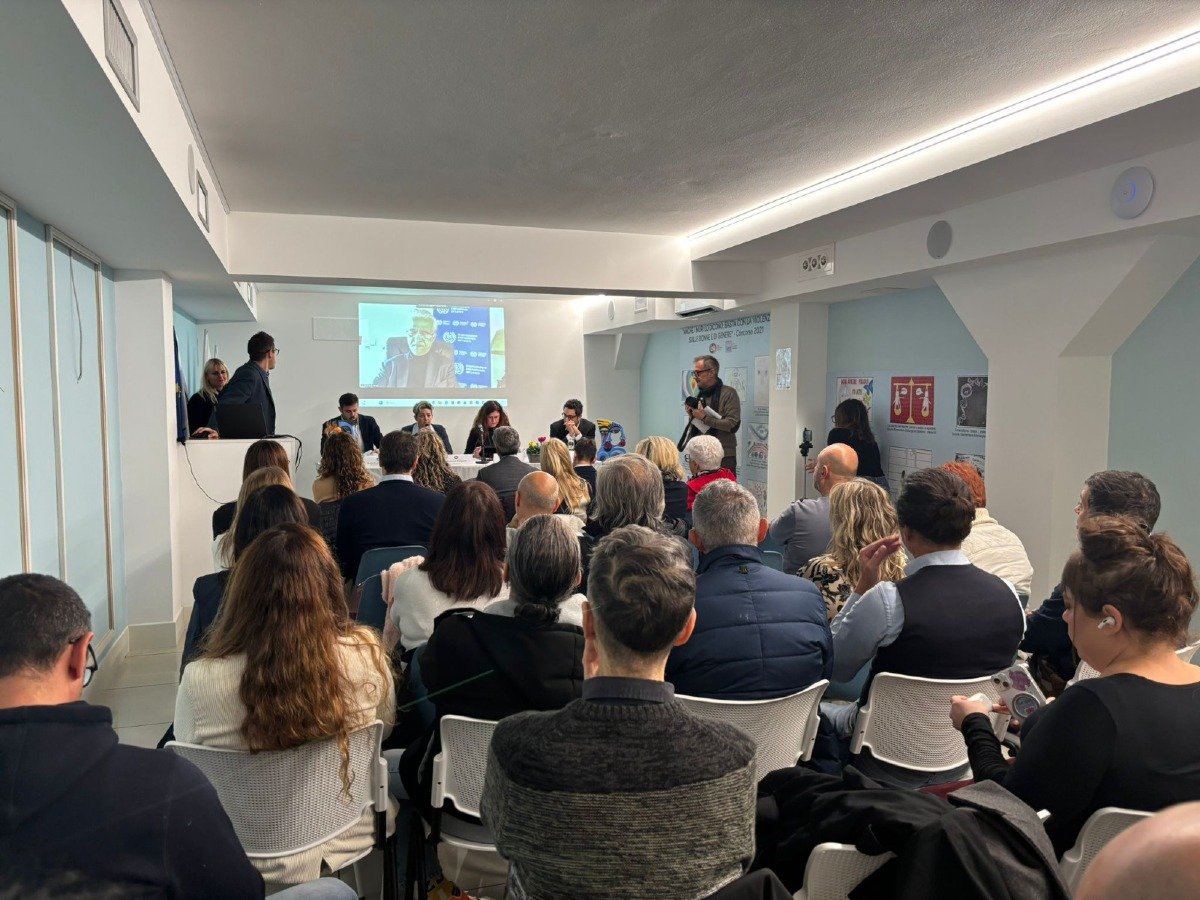 Molestie e violenza sul lavoro: l’appello di USL per proteggere le vittime - 