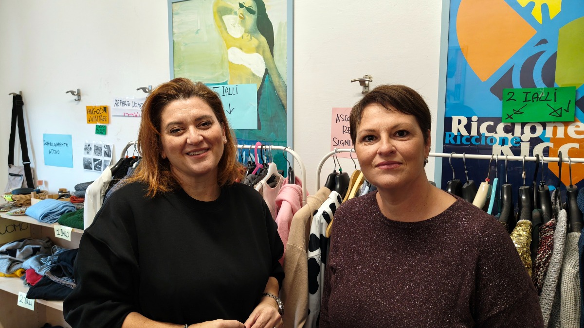 Riccione, inaugurato il primo IAL Vintage Store: la moda diventa sostenibile - 
