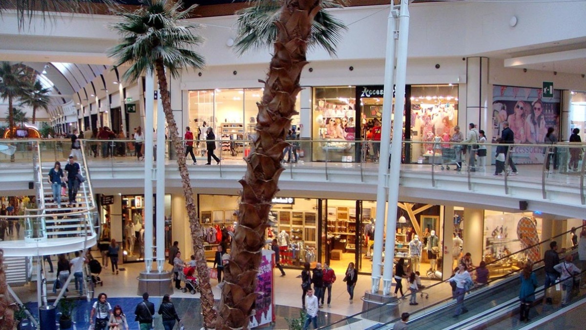 2005: vent’anni fa i riminesi varcavano le porte de Le Befane per la prima volta - 