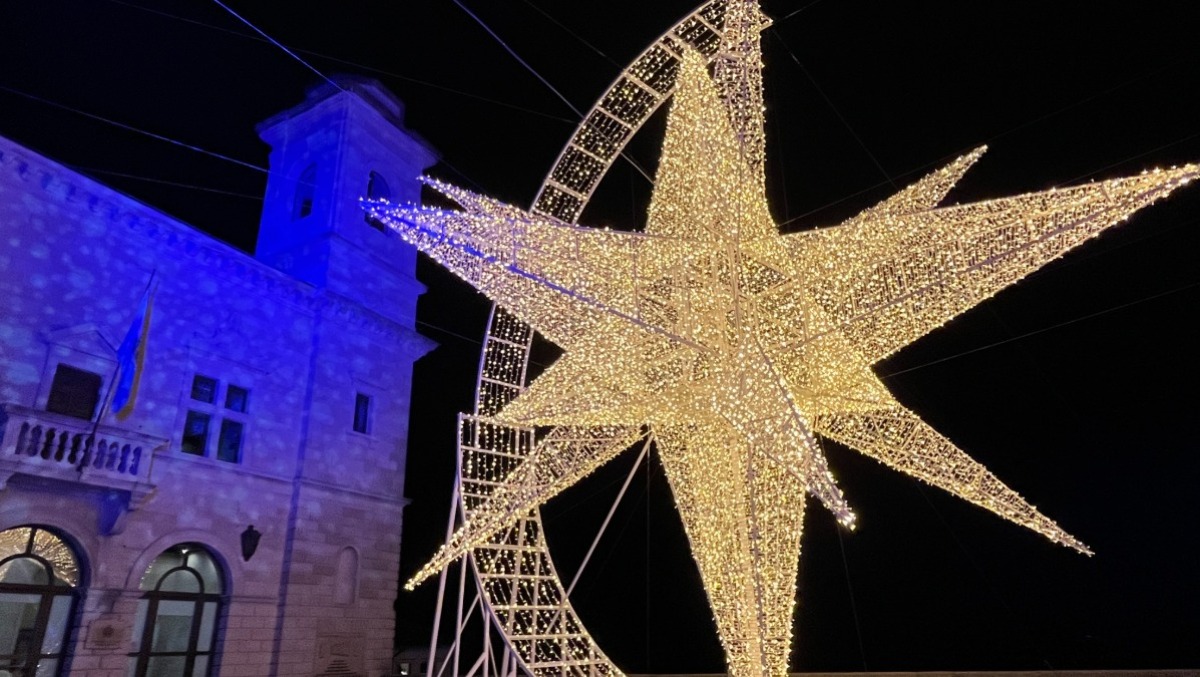 La Grande Stella illumina San Marino: debutta il Natale delle Meraviglie - 