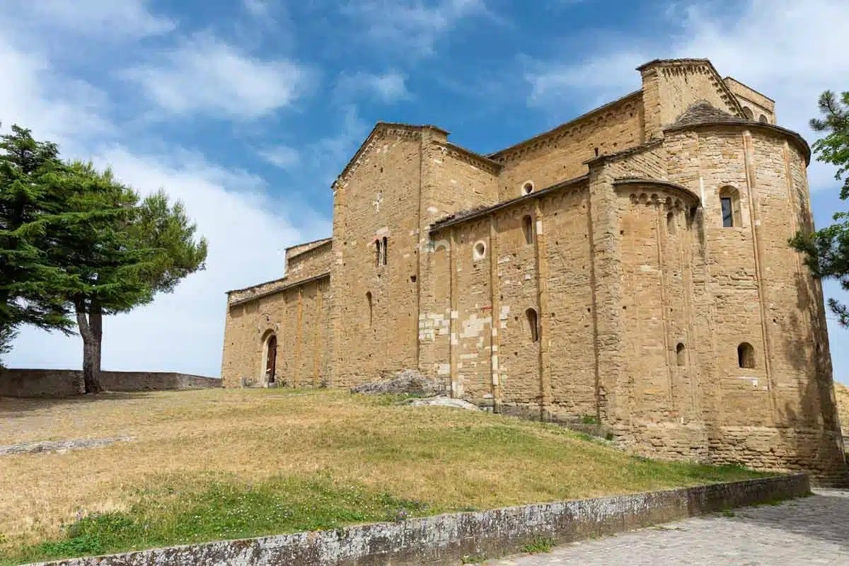 "I Colori della Musica" a San Leo: quattro appuntamenti per celebrare le sette note - Duomo di San Leo