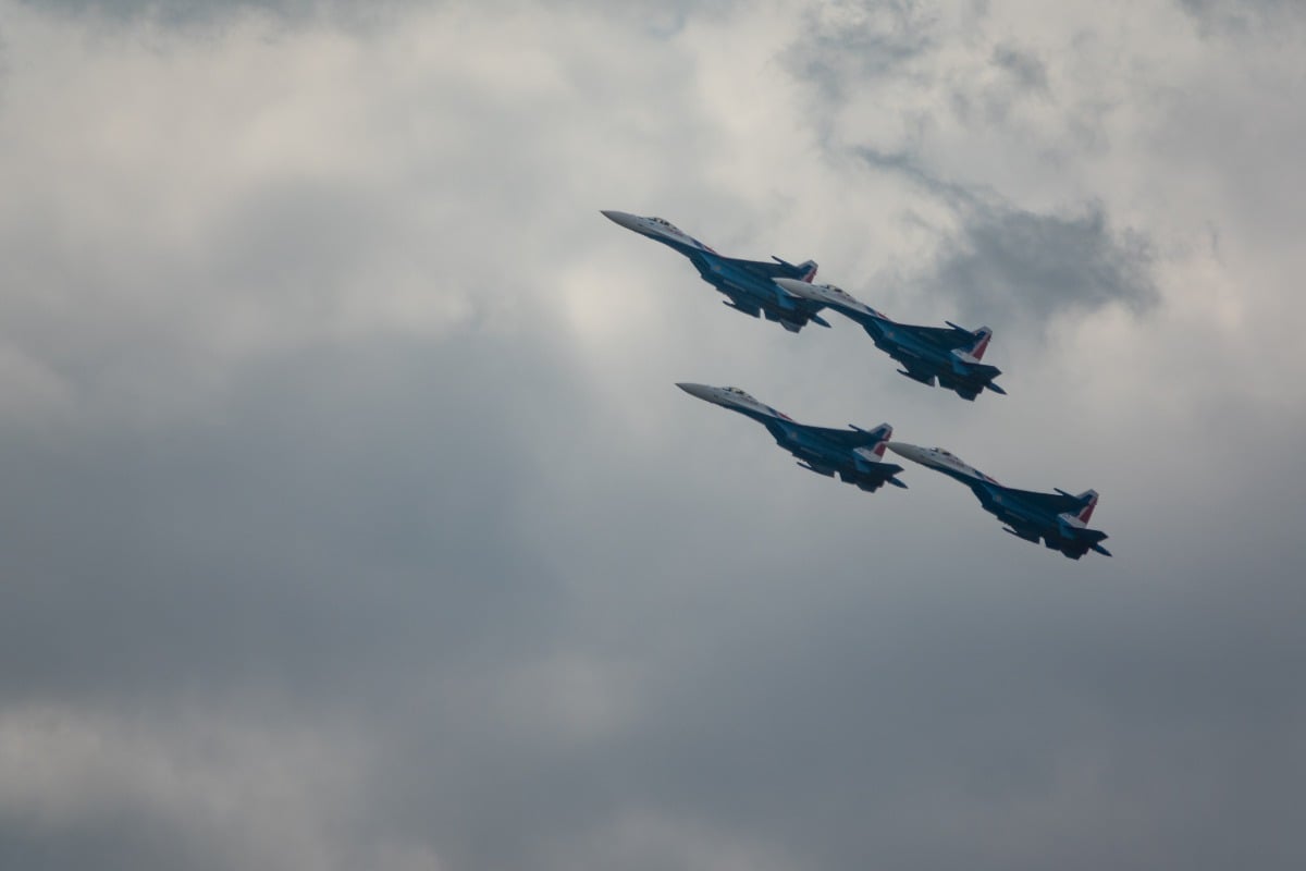 Alta tensione tra Nato e Russia, Dragone: “Valutiamo risposte più aggressive” - 