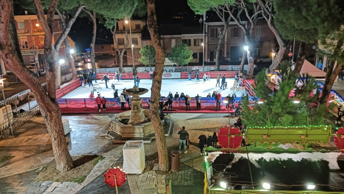 Weekend lungo dell'8 dicembre, ecco cosa fare in Valconca - Pista di pattinaggio Morciano