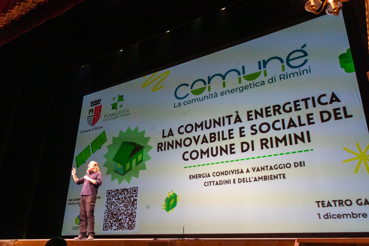 Platea gremita al Galli accoglie Comuné, la nuova Comunità Energetica Rinnovabile di Rimini - 