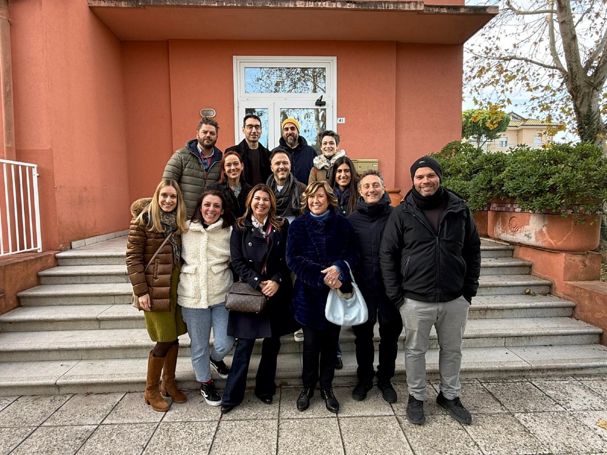 Riccione, dopo 32 anni la 5 elementare della scuola di San Lorenzo si ritrova - 