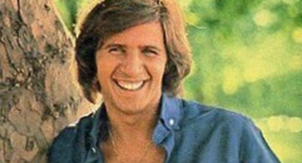 Addio a Sandro Giacobbe: se ne va la voce di "Signora mia" - Sandro Giacobbe in uno scatto di gioventù