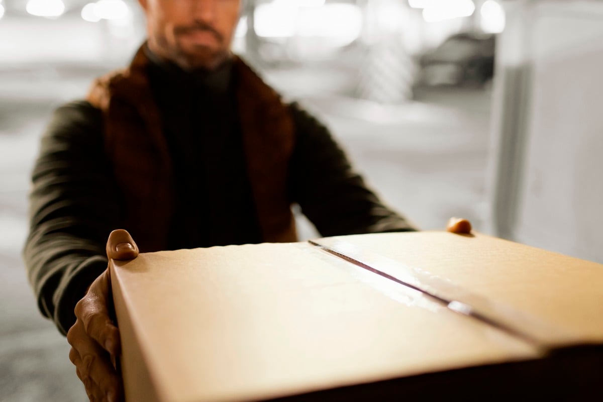 Dazio di 3 euro sui piccoli pacchi in arrivo nell’Ue - 