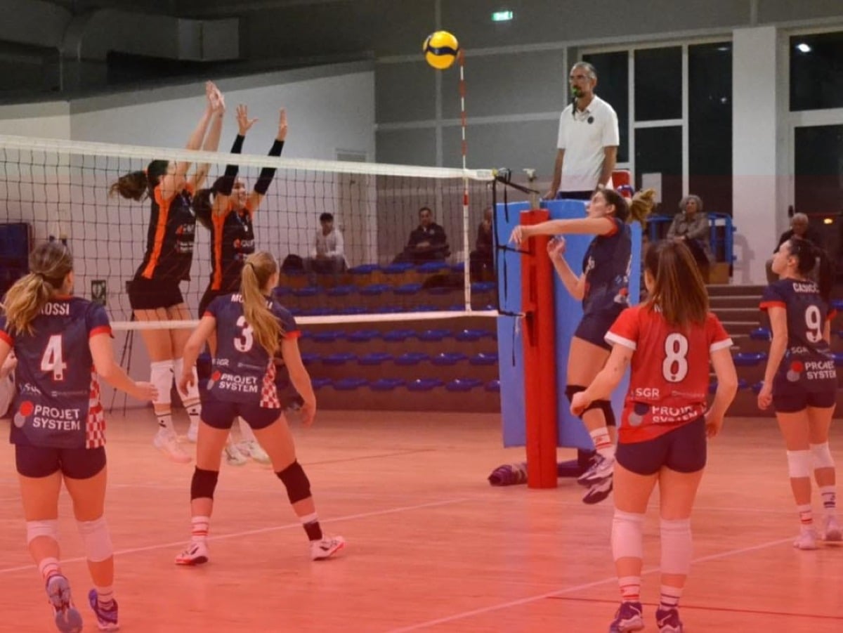 Volley C femminile, nel derby prevale il Riviera 3-0 - 