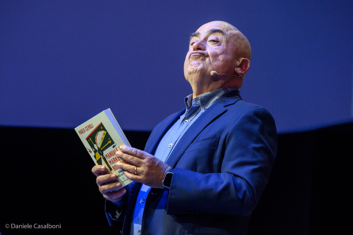 Riccione: dopo il rapido sold out, arrivano altri biglietti per lo spettacolo di Cevoli - 