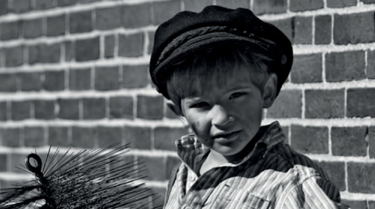 L’opera lirica anche per i piccoli: al Teatro Galli va in scena "Il piccolo spazzacamino" - 