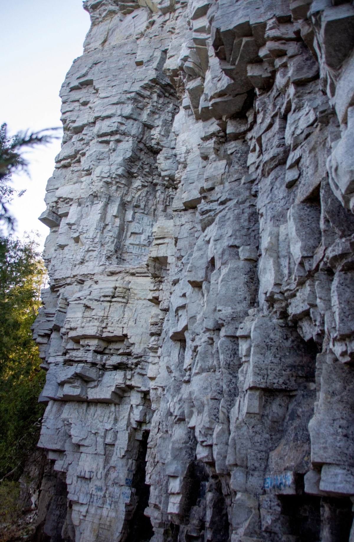 Precipita da una parete di roccia in Val Venosta: muore un bimbo di 10 anni - Repertorio