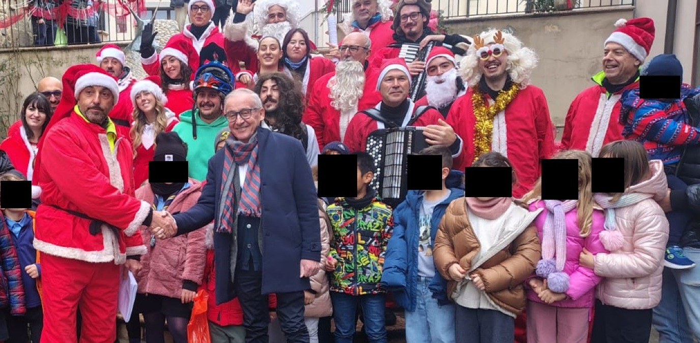 Babbi di Natale in moto: un saluto speciale agli anziani di Sant'Agata Feltria e l'incontro col sindaco - 