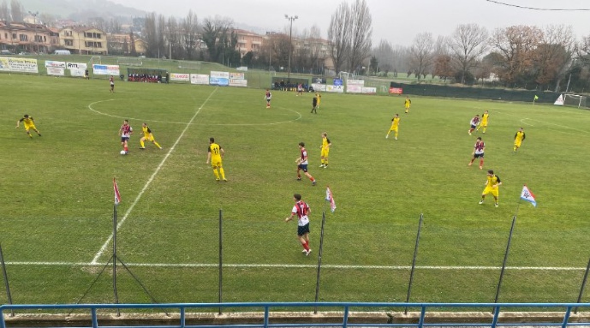 Calcio Promozione, hurrà Gabicce Gradara: decide Fedeli (1-0) - Una fase del match