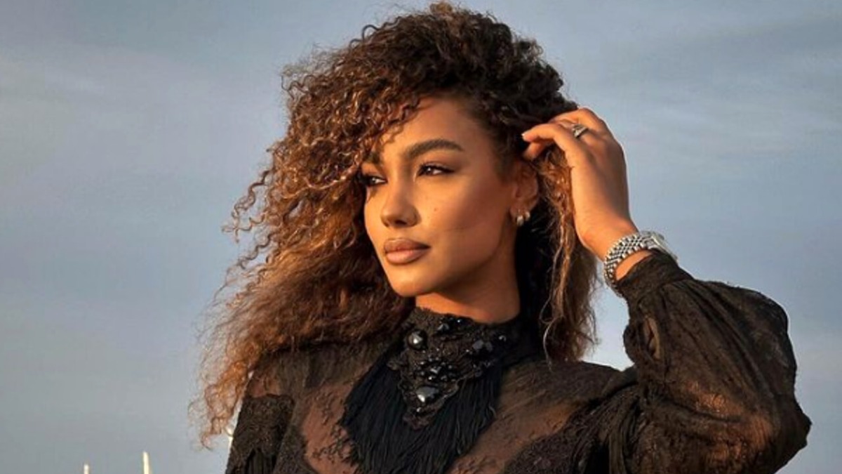 Samira Lui: la star de La Ruota della Fortuna ospite del Frontemare di Rimini - Samira Lui