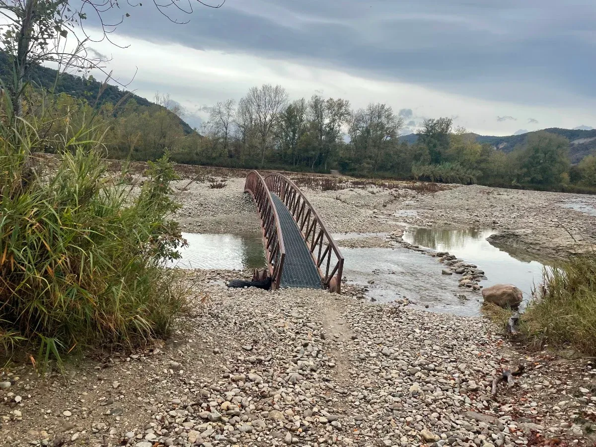 San Leo, nel bilancio di previsione anche la passerella di Saiano per collegare le ciclabili - La passerella provvisoria