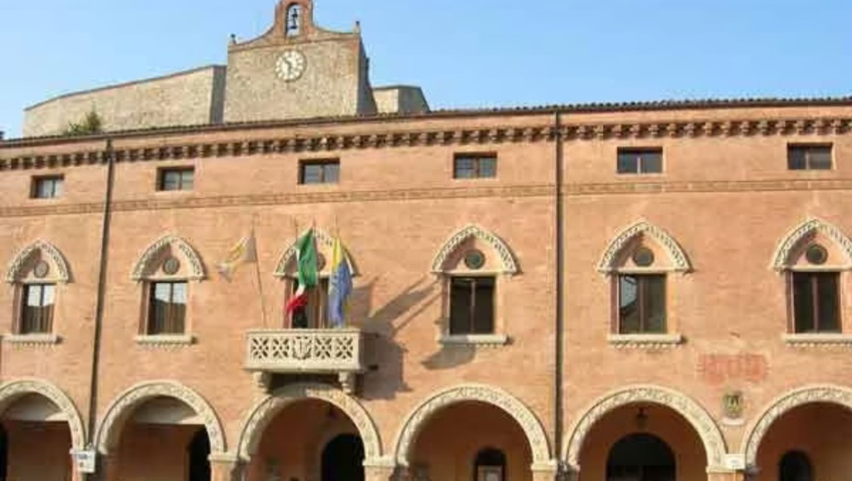 Verucchio: gli orari degli uffici comunali durante le festività natalizie - 