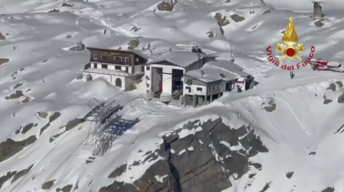 Funivia di Macugnaga, evacuate cento persone con l’elisoccorso - 