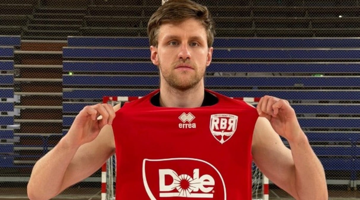 Basket A2, Dole: tesserata l'ala bulgara Ivan Alipiev - Ivan Alipiev