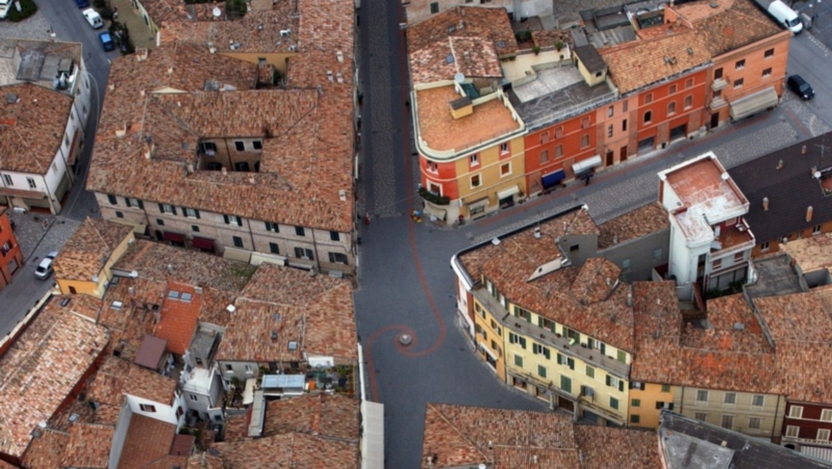 Santarcangelo punta allo sviluppo del centro commerciale naturale: secondo incontro con gli operatori - Santarcangelo, vista dall'alto
