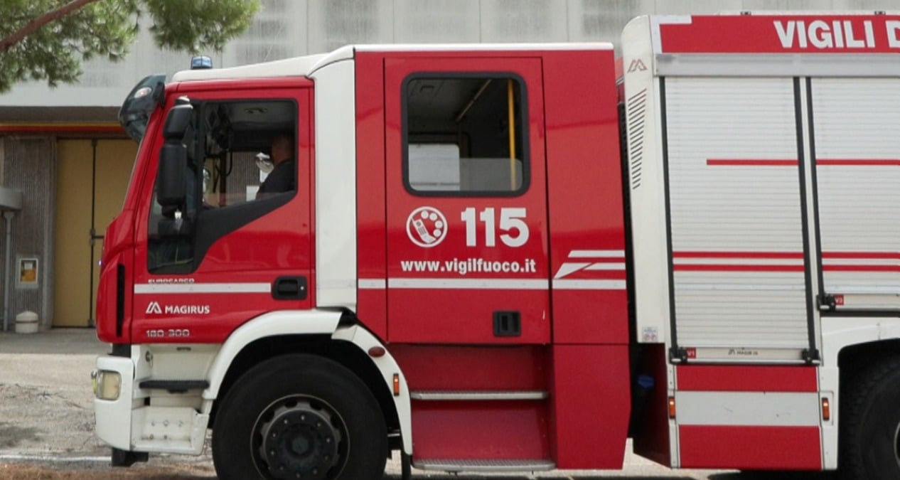 Allarme dei sindacati dei Vigili del Fuoco: caserma fatiscente, Aeroporto di Rimini a rischio declassamento  - Vigili del Fuoco PH REPERTORIO