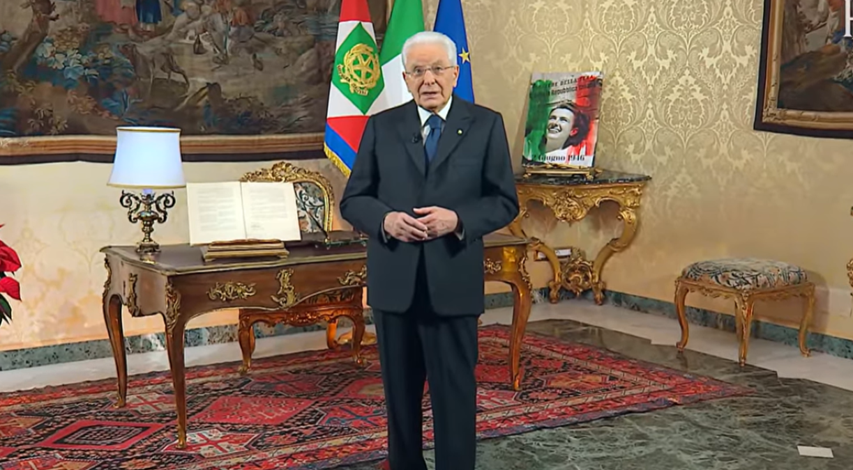 Mattarella ai giovani: “Scegliete il vostro futuro”. Nel discorso di fine anno l’appello alla pace e alla coesione - 