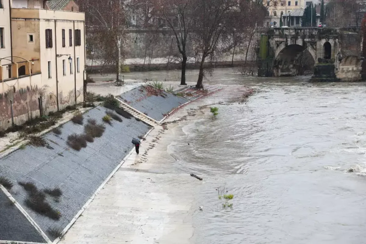 Maltempo su Roma, esonda l’Aniene: allagati Ponte Mammolo e Colli Aniene - © Ansa