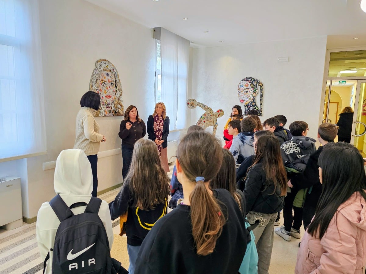 Gli studenti delle medie di Riccione alla scoperta dell’arte contemporanea - 