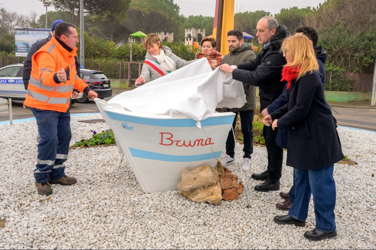 La prua della storica "Bruna" diventa una scultura simbolo di Riccione - PH Casalboni
