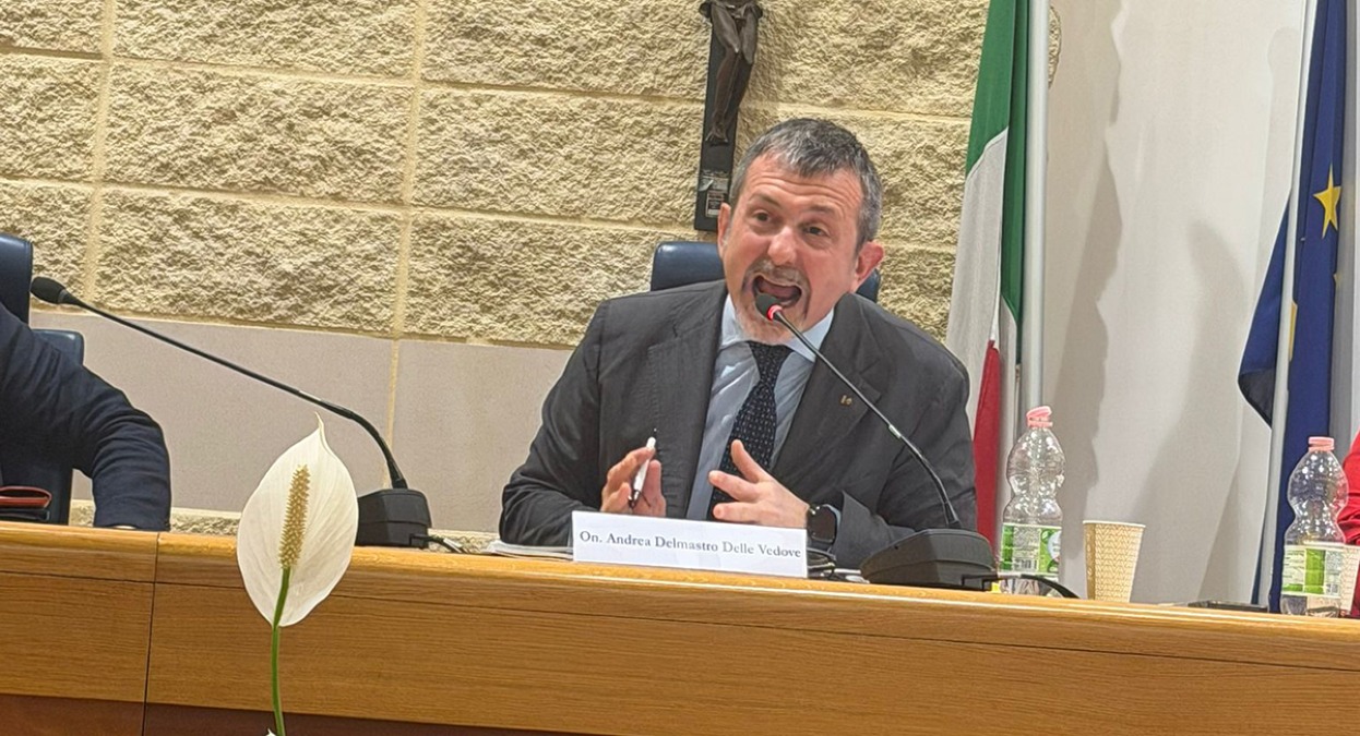 Femminicidio e cultura giuridica: il Sottosegretario Delmastro al Tribunale di Rimini - Andrea Delmastro Delle Vedove