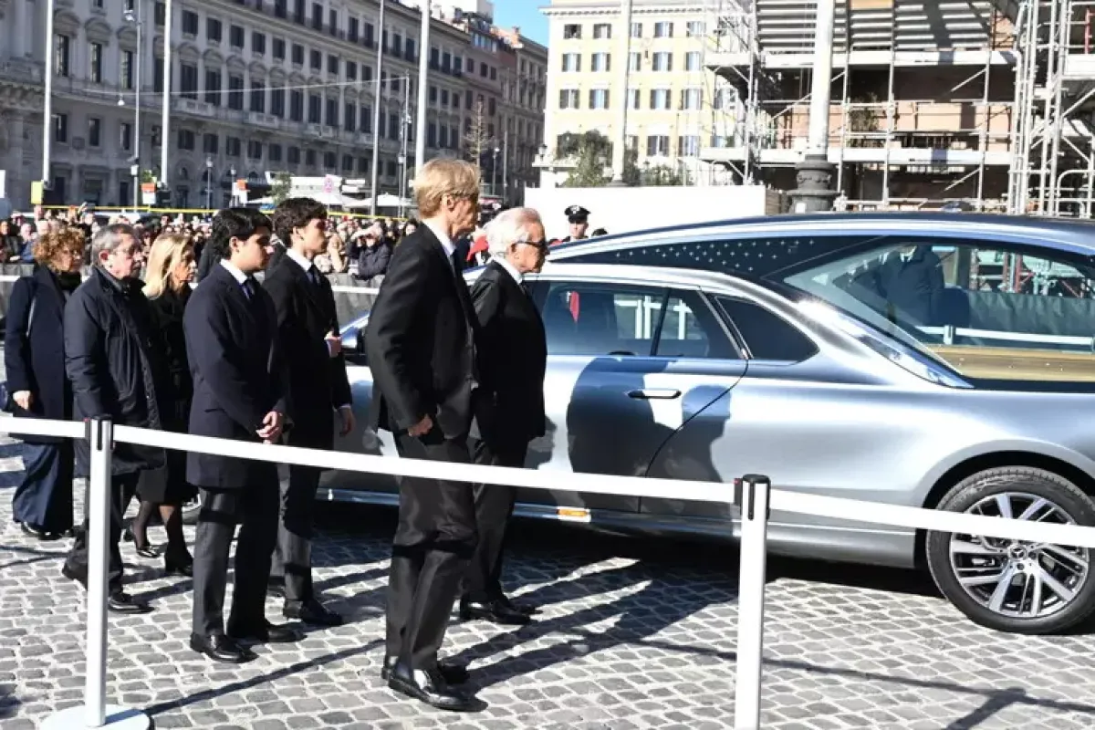 L’ultimo saluto a Valentino Garavani - © Ansa