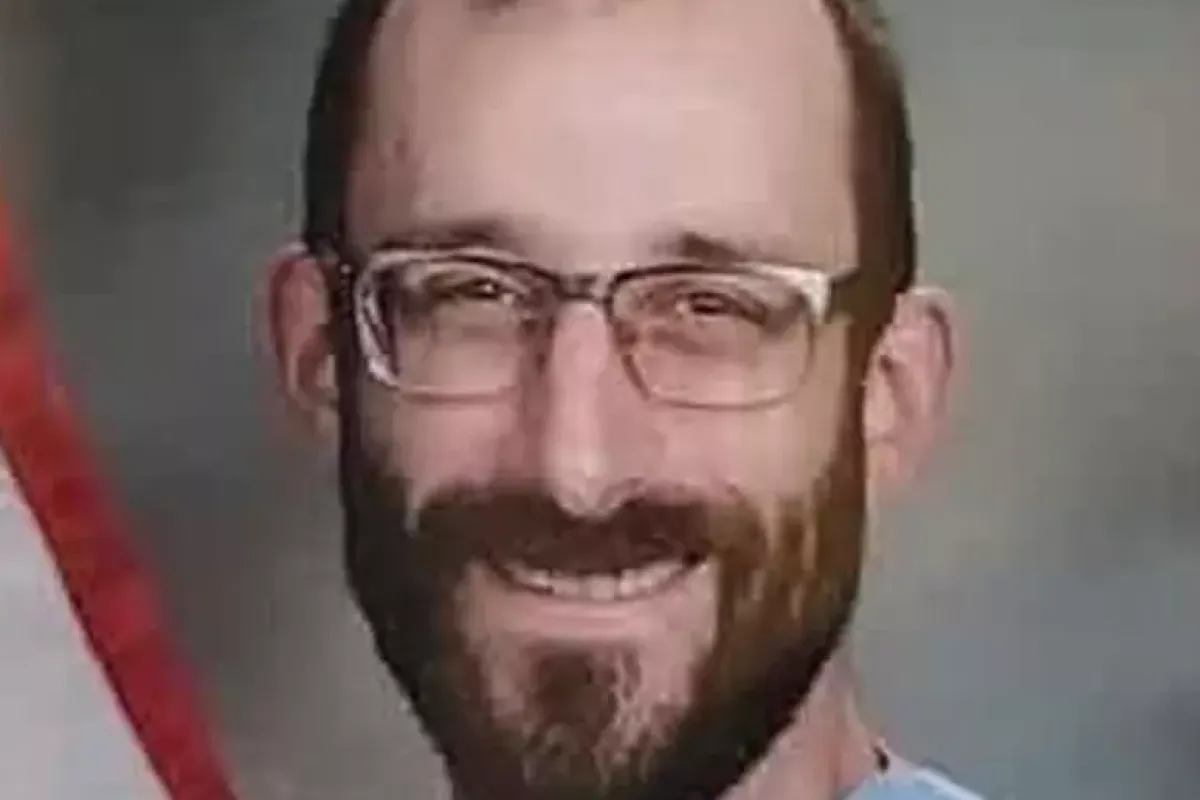 Minnesota, morto Alex Pretti: le immagini dei video contrastano la versione ufficiale - Alex Pretti