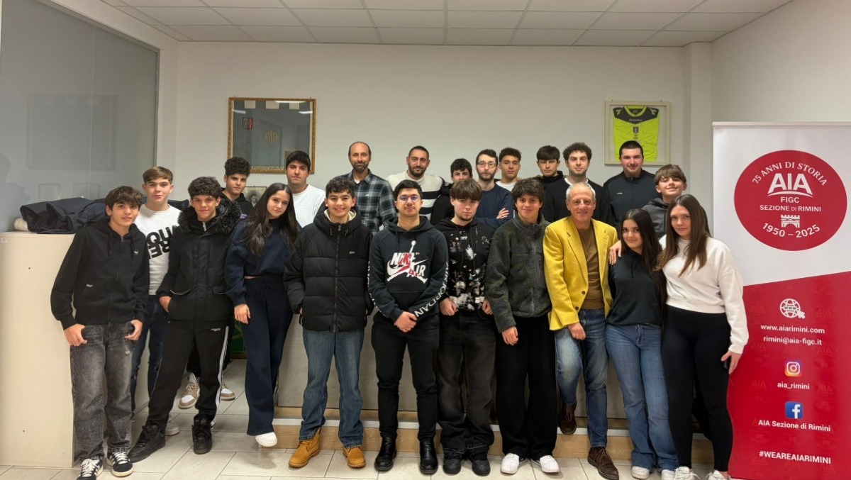 18 nuovi arbitri pronti a fischiare a Rimini: tutti promossi al corso - 